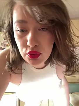 BettyRussian online show from May 28, 5:04 am