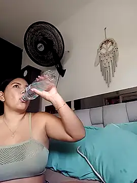 Angelsashaa07 online show from July 30, 10:31 pm