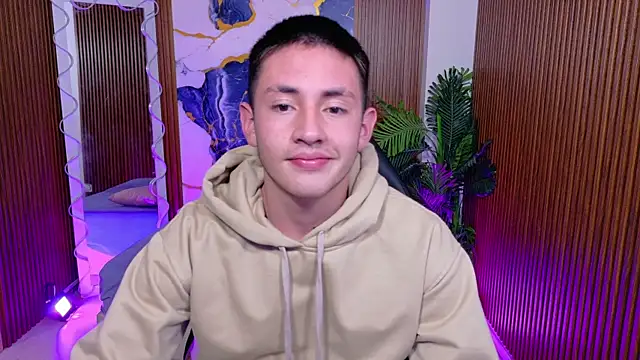 Snapshot of Andres_Tay chatting on May 29, 2:39 am Andres Tay online show from May 29, 2:39 am