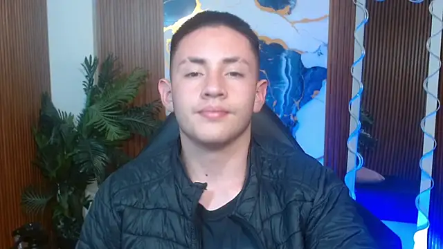 Snapshot of Andres_Tay chatting on May 11, 3:08 am Andres Tay online show from May 11, 3:08 am