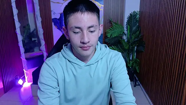 Snapshot of Andres_Tay chatting on May 23, 3:05 am Andres Tay online show from May 23, 3:05 am