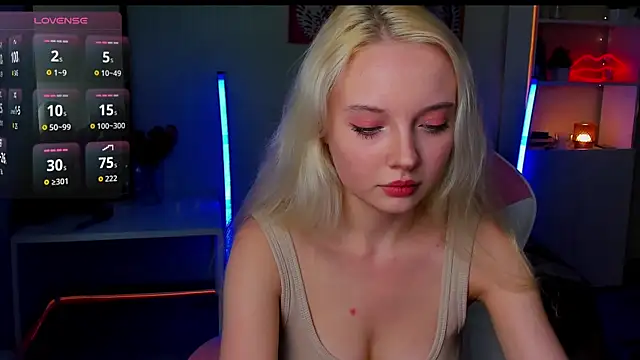  CloudNine  online show from July 31, 11:13 pm