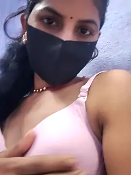 Snapshot of RUHI_1143 chatting on May 8, 7:12 am RUHI 1143 online show from May 8, 7:12 am