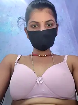 Snapshot of RUHI_1143 chatting on May 25, 4:56 am RUHI 1143 online show from May 25, 4:56 am
