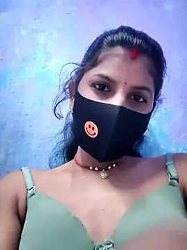 RUHI 1143 online show from July 9, 6:40 pm