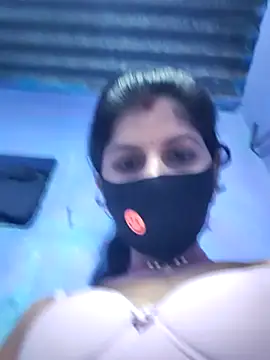 RUHI 1143 online show from July 7, 11:52 pm