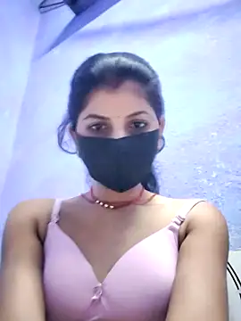 Snapshot of RUHI_1143 chatting on May 8, 7:17 pm RUHI 1143 online show from May 8, 7:17 pm