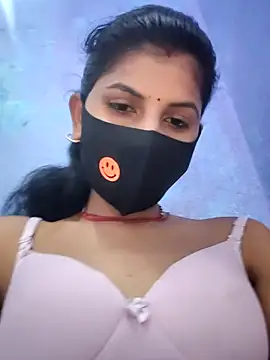 Snapshot of RUHI_1143 chatting on June 14, 4:57 am RUHI 1143 online show from June 14, 4:57 am