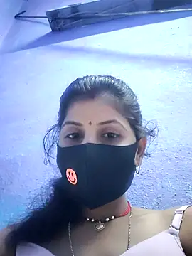 RUHI 1143 online show from July 25, 6:03 pm