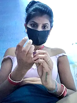Snapshot of RUHI_1143 chatting on June 3, 8:48 am RUHI 1143 online show from June 3, 8:48 am