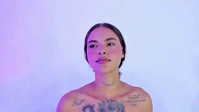 Caroline420  online show from June 7, 11:32 pm
