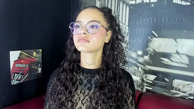 Caroline420  online show from June 26, 2:45 pm
