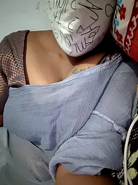 Snapshot of Tamil_Hot_HoneyBee chatting on May 26, 6:33 am Tamil Hot HoneyBee online show from May 26, 6:33 am