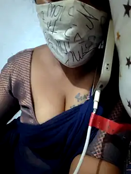 Snapshot of Tamil_Hot_HoneyBee chatting on June 13, 8:29 pm Tamil Hot HoneyBee online show from June 13, 8:29 pm