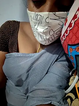 Snapshot of Tamil_Hot_HoneyBee chatting on May 10, 1:31 am Tamil Hot HoneyBee online show from May 10, 1:31 am