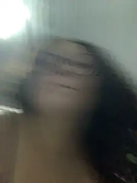 Snapshot of annebranquinha chatting on May 15, 2:31 am annebranquinha online show from May 15, 2:31 am