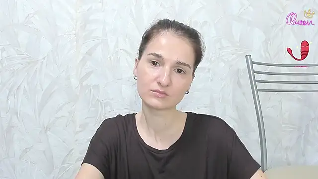 KetrinaEll online show from May 12, 5:04 am