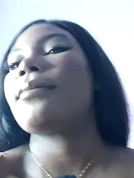 Snapshot of Ariadna24_ chatting on May 7, 4:17 am Ariadna24 online show from May 7, 4:17 am