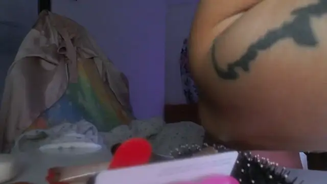 missydiorr10 online show from May 9, 10:18 am