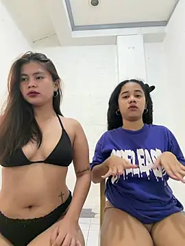 3mariaspinay69 online show from May 23, 4:11 am