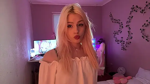 milimoon online show from May 31, 3:40 pm