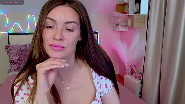 MicheleSantiago online show from April 28, 7:57 am