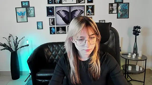 NyxCalderra online show from May 21, 10:01 am
