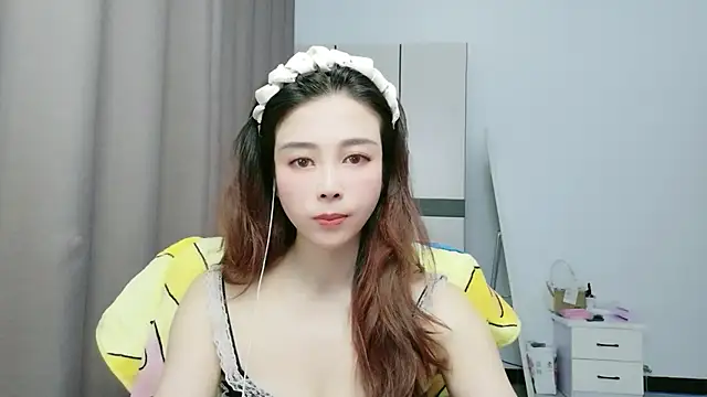 Snapshot of xiaoxiaohong030 chatting on June 13, 2:37 pm xiaoxiaohong030 online show from June 13, 2:37 pm