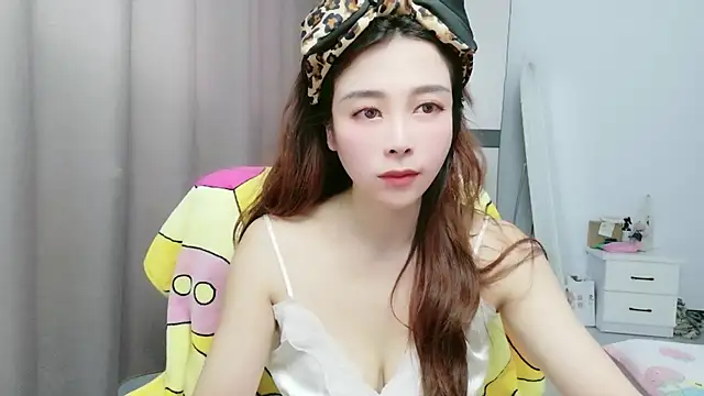 Snapshot of xiaoxiaohong030 chatting on June 17, 3:17 am xiaoxiaohong030 online show from June 17, 3:17 am