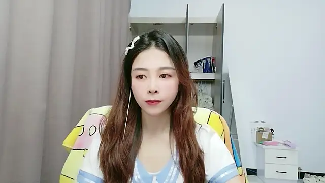Snapshot of xiaoxiaohong030 chatting on June 12, 2:37 pm xiaoxiaohong030 online show from June 12, 2:37 pm