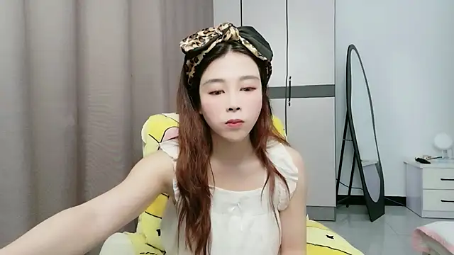 xiaoxiaohong030 online show from June 4, 12:32 pm