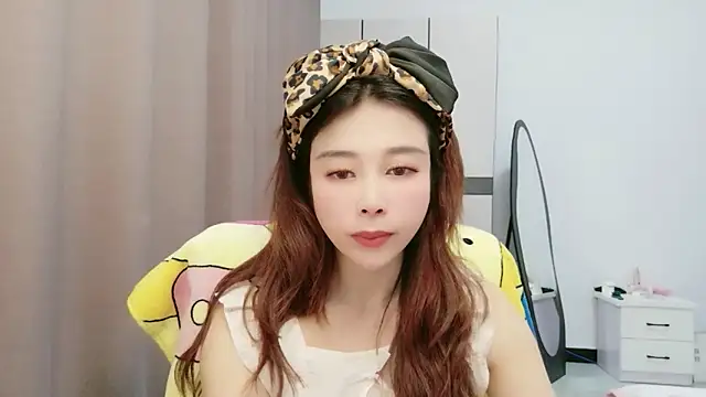 xiaoxiaohong030 online show from June 8, 1:33 pm