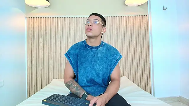 Brandon Mercuri online show from May 22, 12:58 pm