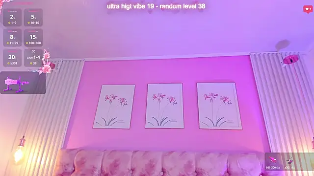 Snapshot of Ariana_west_ chatting on June 7, 3:12 am Ariana west online show from June 7, 3:12 am