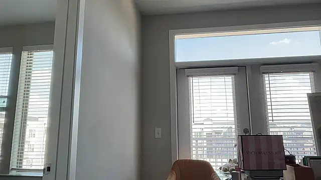Snapshot of mistressmorethan chatting on July 9, 3:22 pm mistressmorethan online show from July 9, 3:22 pm
