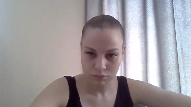 Snapshot of _Linsyy_ee_ chatting on May 22, 10:24 am Linsyy ee online show from May 22, 10:24 am