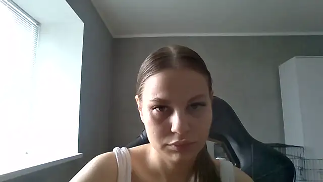 Snapshot of _Linsyy_ee_ chatting on May 10, 9:35 am Linsyy ee online show from May 10, 9:35 am