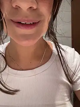 AmyPalacioss online show from May 8, 9:51 pm