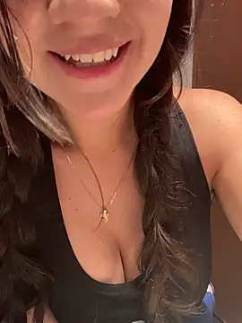 AmyPalacioss online show from May 4, 9:28 pm