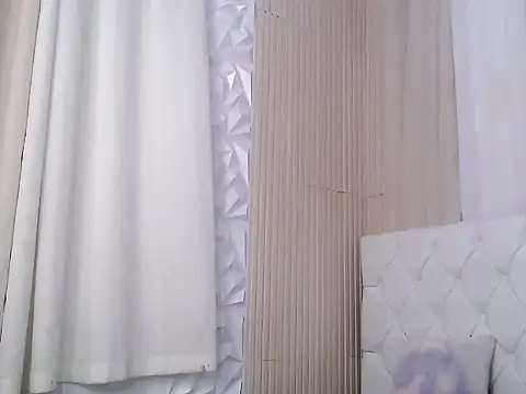 Snapshot of twerkitlike_twinkle chatting on July 25, 7:05 am twerkitlike twinkle online show from July 25, 7:05 am