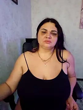 -CUTE-EVVIL- online show from May 20, 7:11 pm