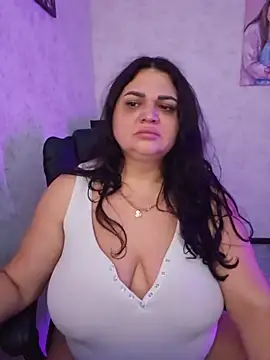 -CUTE-EVVIL- online show from May 26, 5:33 pm