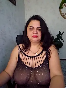 -CUTE-EVVIL- online show from April 30, 6:04 pm