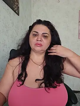 -CUTE-EVVIL- online show from June 10, 6:47 am