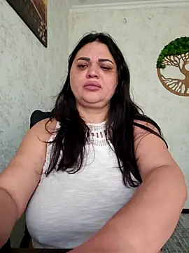 -CUTE-EVVIL- online show from May 8, 5:55 am