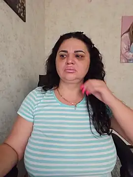 Snapshot of -CUTE-EVVIL- chatting on June 13, 7:17 am -CUTE-EVVIL- online show from June 13, 7:17 am