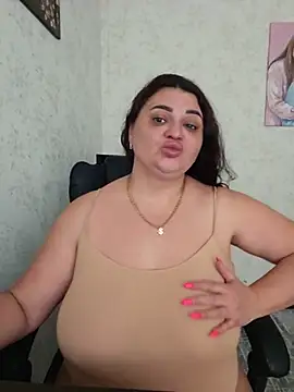 Snapshot of -CUTE-EVVIL- chatting on June 27, 9:15 am -CUTE-EVVIL- online show from June 27, 9:15 am