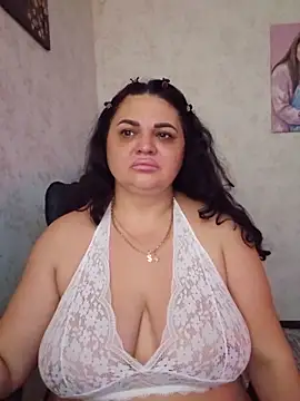 -CUTE-EVVIL- online show from June 7, 6:46 pm