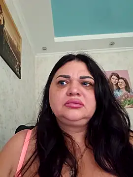 -CUTE-EVVIL- online show from May 17, 6:35 am