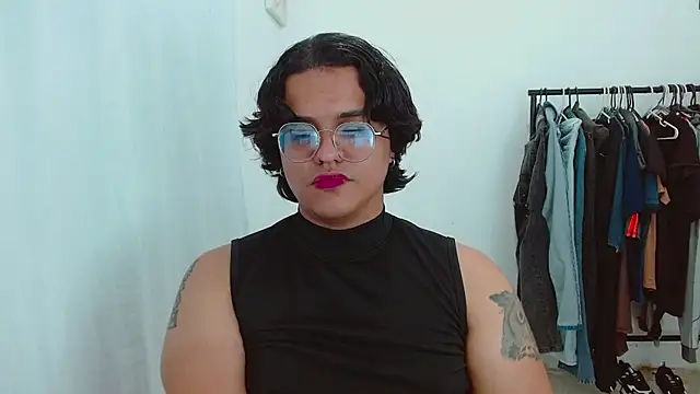 Snapshot of Diane_exotic chatting on May 29, 12:05 am Diane exotic online show from May 29, 12:05 am